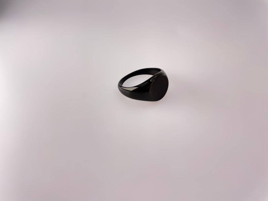 Round Signet (Black)