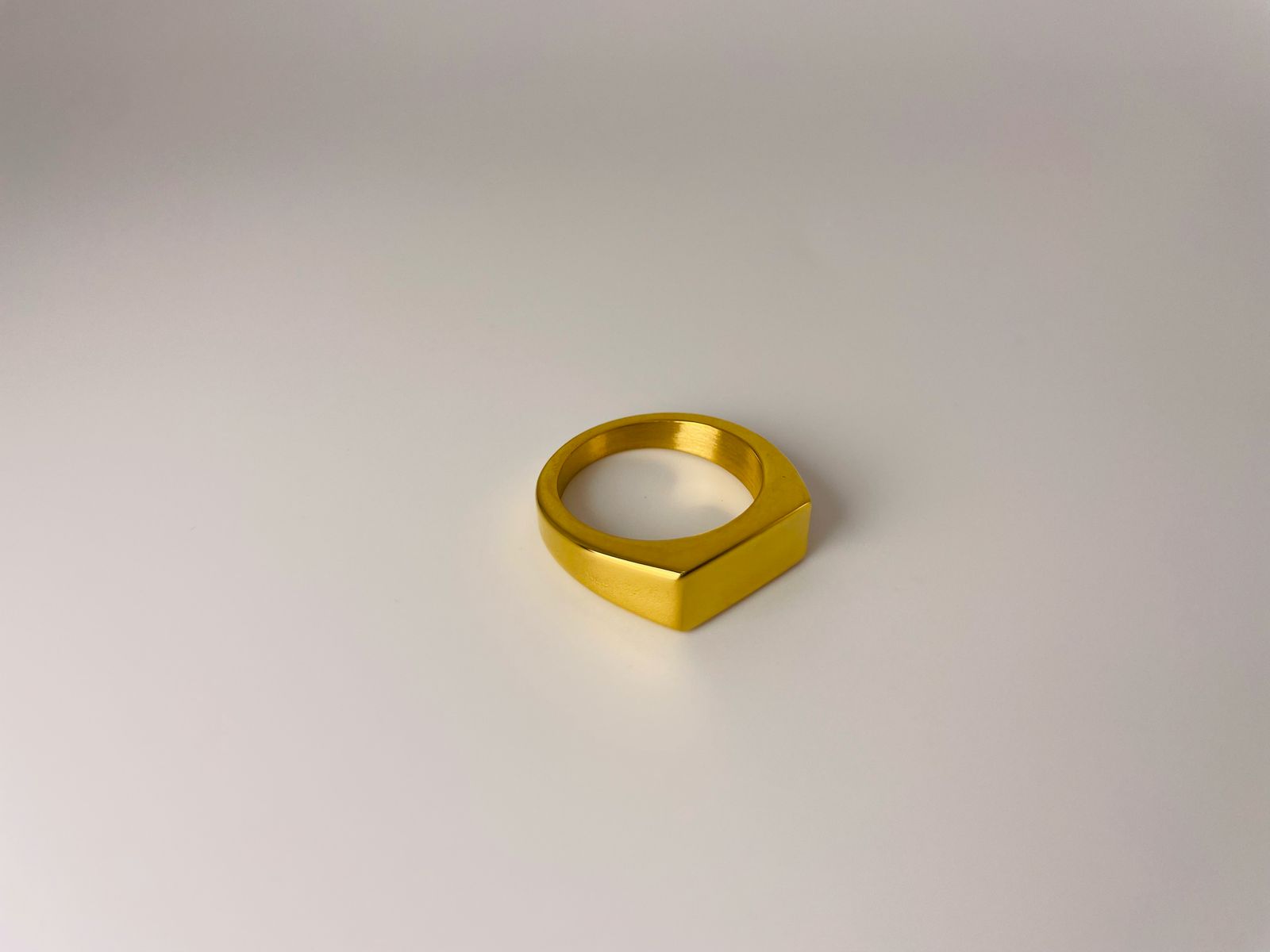 Signet Ring Gold