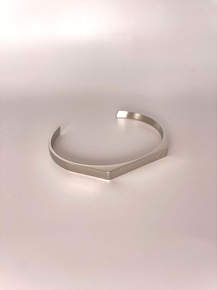 Apex Cuff (Silver)