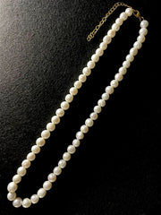 Pearl Necklace (Gold)
